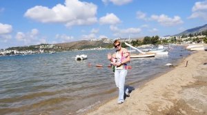 Куклы и игры для девочек. КАК МАМА. Едем на море на машине