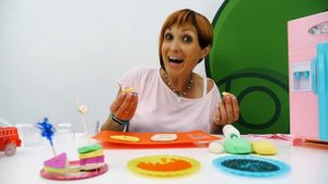 Кафе на Дереве - Гоночная трасса и бутерброды для машинок.