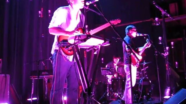 Grizzly Bear - Fine For Now - Live at The Blue Note in Columbia, MO смотреть онлайн