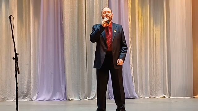 Концерт «С любовью к женщине». Творческий вечер солиста хора “Таганрожцы” Александра Рыбалкина. смотреть онлайн