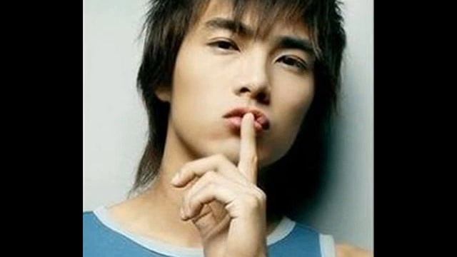 Mike He and Ariel Lin смотреть онлайн