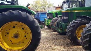 Огляд легендарного трактор John Deere 8400 в Англії