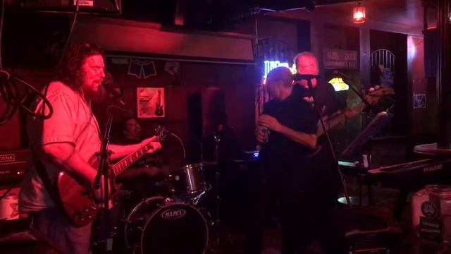 IMPORTANT GRAVY ~ The continuing Story of Bungalow Bill (The Beatles) смотреть онлайн