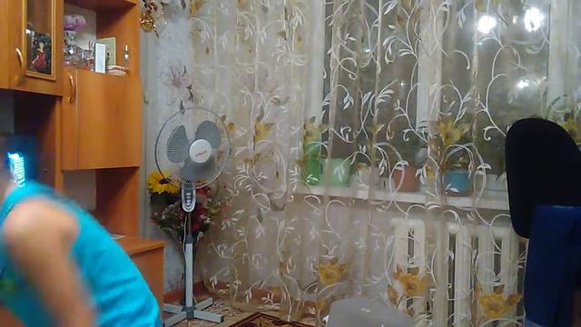 Амир показывает свои модели из лего смотреть онлайн