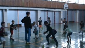 22-октября 2019г.  Мл.  Гр.  Разминка с мячом.