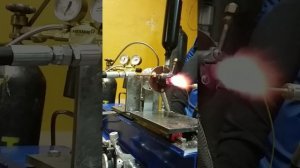 Детонационный жидкостной ракетный двигатель (действующая модель)