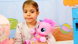 Видео для девочек - Играем с Пинки Пай. Литл Пони