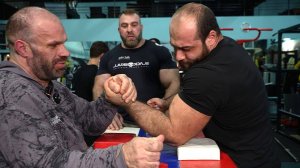 ЦЫПЛЕНКОВ VS ДАДИКЯН. Дениса не сдвинуть. ДЕНЬ РОЖДЕНИЯ ЦЫПЛЕНКОВА
