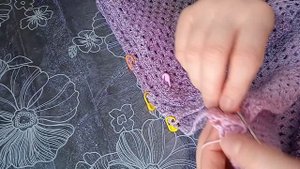 Кардиган крючком из шестиугольников: как соединитять детали спинки и рукава.