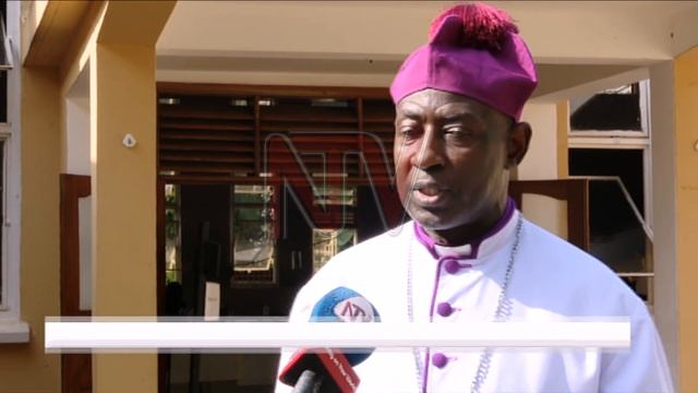 OBULABIRIZI BWE KUMI: Akuuma entebe y’omulabirizi ayogedde obuzibu webuva смотреть онлайн