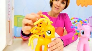 Видео для детей - Принцесса София и игры с Литл Пони