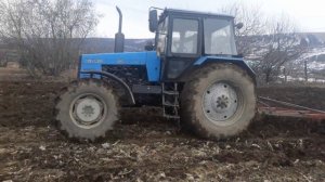 #Трактор Беларус 1221 с Плугам застрял в поле
