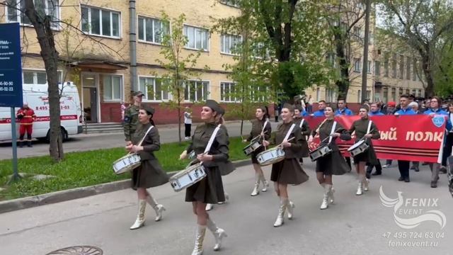 Заказать ансамбль барабанщиц на праздник 9 мая в Москве - лучший ансамбль барабанщиц на День Победы