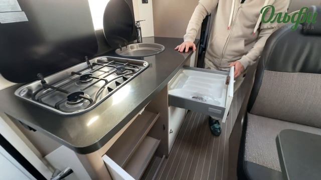Трёхлетний альковный автодом от итальянского производителя ETRUSCO A6600BB, АКПП + 160 л.с.!