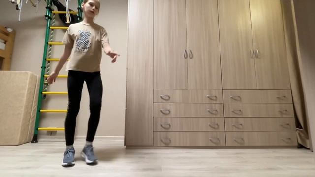 Учим ФЛИП | разбор популярных ошибок | прыжки из фигурного катания с нуля смотреть онлайн