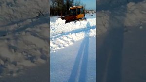 Дт-75м застрял в снегу