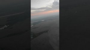 самолёт S7 рулёжка и взлёт без остановки