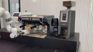 Робот-бариста #бариста #кофе #американо #сколково #россия #moscow #russia