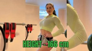World Most Beautiful 😍 Girl Arm Wrestler | Bautiful😍 Girl Arm Wrestler Irina Gladkaya | MOBASSIR |