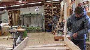 Изготовление двери для дома мастером Ишитани