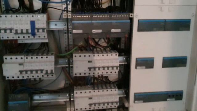EU-BUSS System für Einfamilienhaus   электро щиток с евро бус системой