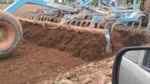 Обработка почвы, дисками Lemken