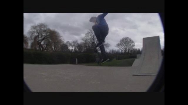 Subscribe to FlingSkateboards (Link Below) смотреть онлайн