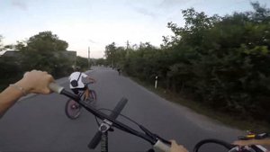 ПОКАТУШКА НА BMX CRUISER, ПАРНИЙ ВИЛЛИ, STUNT RIDER, RIVNE CLUB, GO PRO.