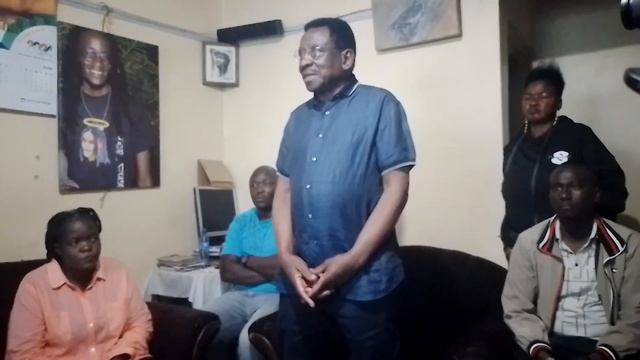 HIDDEN CAMERA CAPTURES HON JAMES ORENGO CRYING,WEEPS IN TEARS AS HE MEETS THE FAMILY TO LATE REX смотреть онлайн