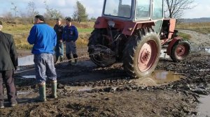 Три трактора ЮМЗ это сила. Отламалы колесо. ТРАКТОРЫ ПО БЕЗДОРОЖЬЮ