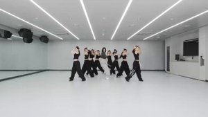 Yeji 'Air' dance practice