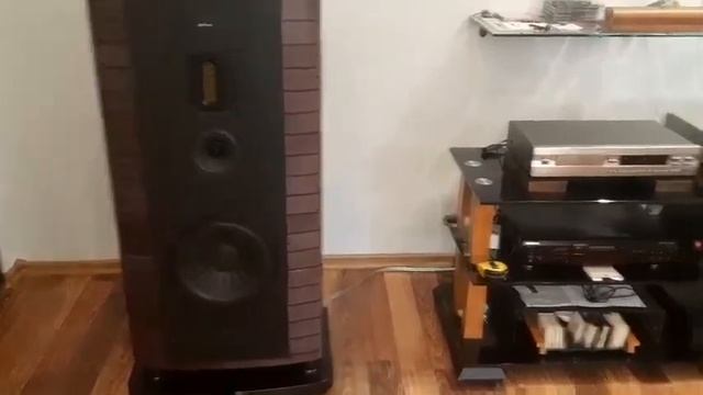 High-End speakers "Applause" Nice смотреть онлайн