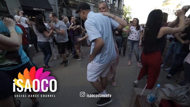 Elena Akolzina and Julian Esteban Marmolejo Quiceno Salsa Dancing in Respublica Vosmera, 01.05.2018 смотреть онлайн