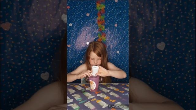 Tifa test deze keer Chupa Chups ... en niet alles is snoep😄 смотреть онлайн