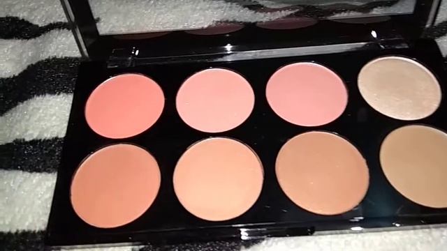 Sivanna colors/ultra blush pallet