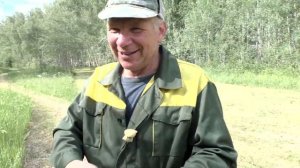 Как на тракторе легко погрузить вывезти тяжёлые рулоны сена