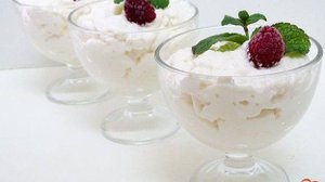 Десерт из сметаны с желатином