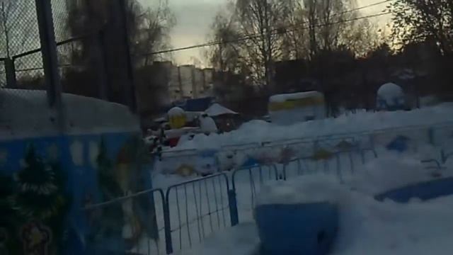 прогулка по парку с аттракционами в Новосибирске