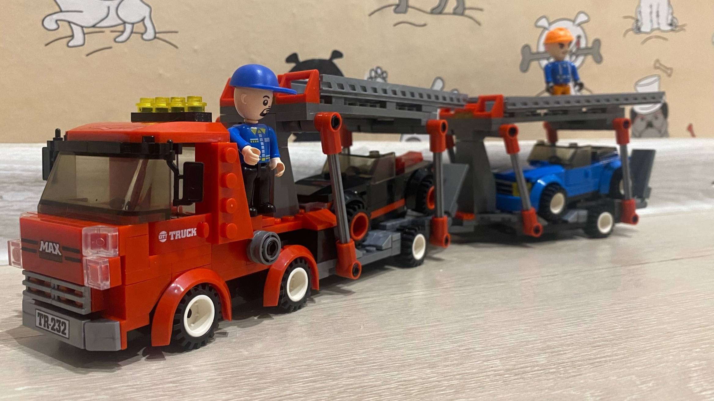 Распаковка и сборка конструктора Keyixing Автовоз