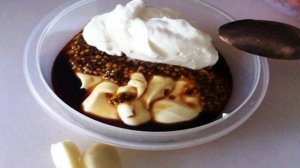 Овощной салат с куриным филе и киви
