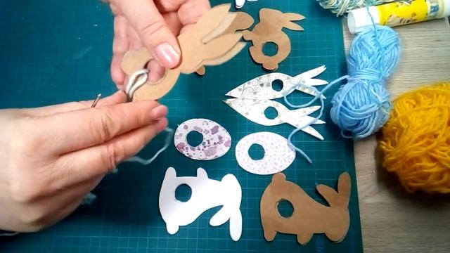 DIY Oster -Schmuck aus Tonkarton und Wolle смотреть онлайн