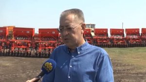 В Аккайынском районе сеют чечевицу и лён