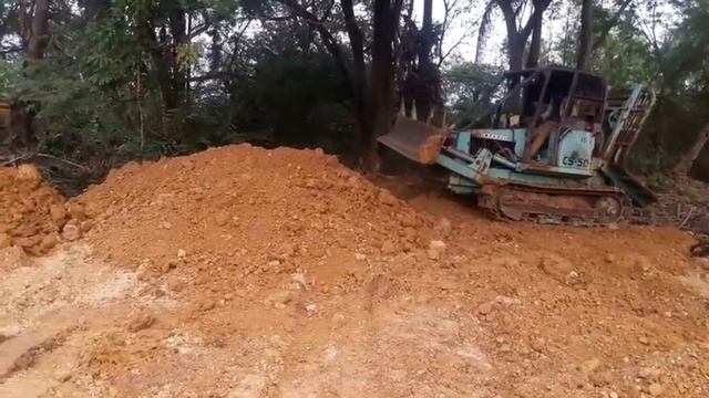 โชว์การดันดินให้ชมครับ IWAFUJI เครื่อง ISUZU 4 สูบ มีวินช์ลากไม้พร้อมกระบะดั้ม เก่าญี่ปุ่น смотреть онлайн