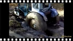 К 700 Кировец , Т 150К сидят в грязи по уши! Чем тяжелее трактор тем глубже бездорожье! По