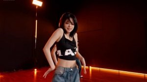 LE Sserafim "HOT" Dance Practice (Moving ver.) Mirrired