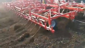 Посевной комплекс Партнер 9.0 в работе