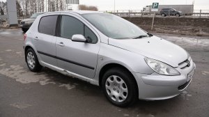 Продаю свой автомобиль пежо.
