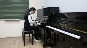 Сара Гусейнова / Бортнянский "Рондо из сонатины соль-мажор"