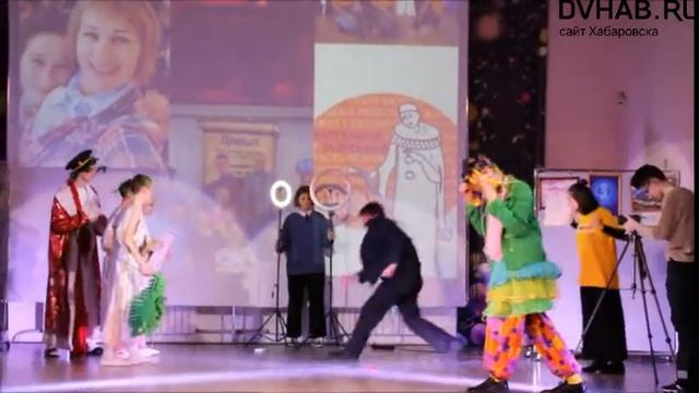 Фестиваль «Театральное Зазеркалье» вернулся в Комсомольск после перерыва смотреть онлайн