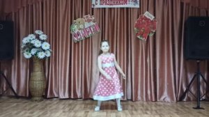 Долгова Дана - "8 марта" .mp4